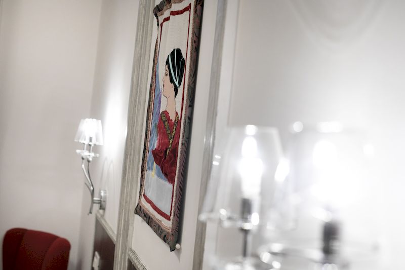 BelleEpoque BnB camera Tiffany